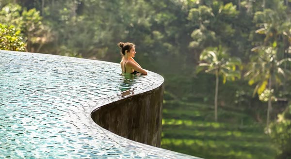 Infinity Pool of The Kayon Jungle Resort