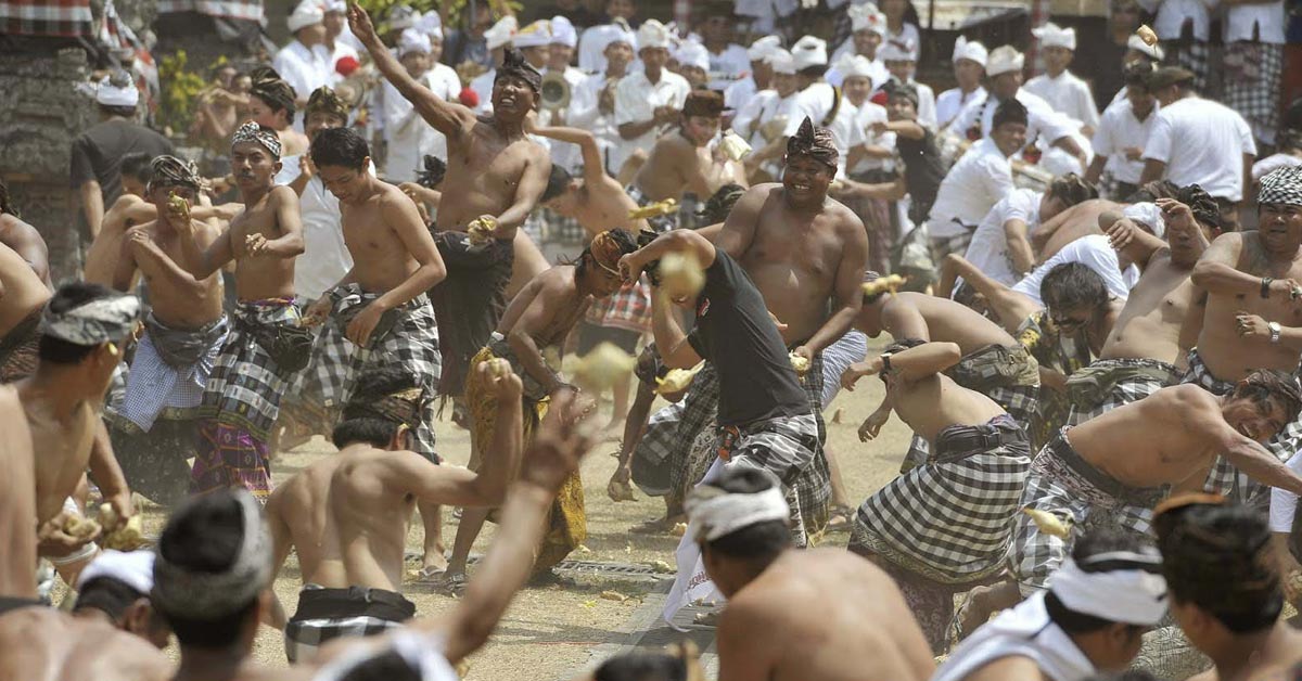 Tipat Bantal War Balinese Traditional Event