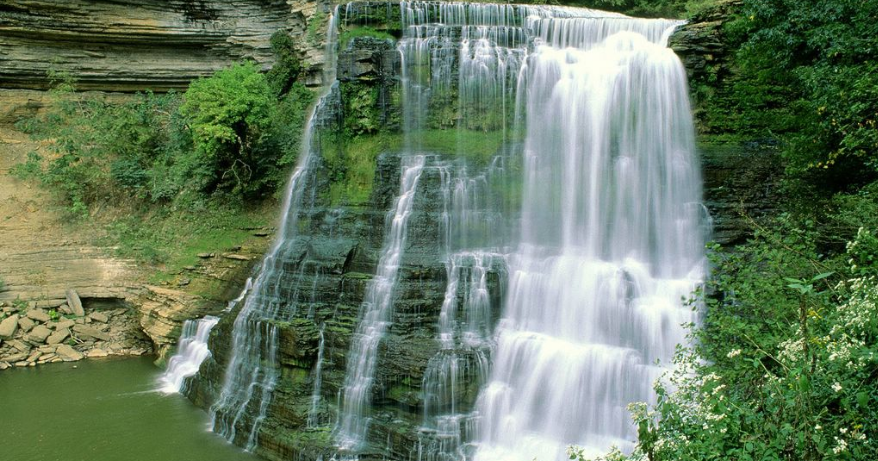 The Excitement of Vacationing at Munduk Buleleng Waterfall