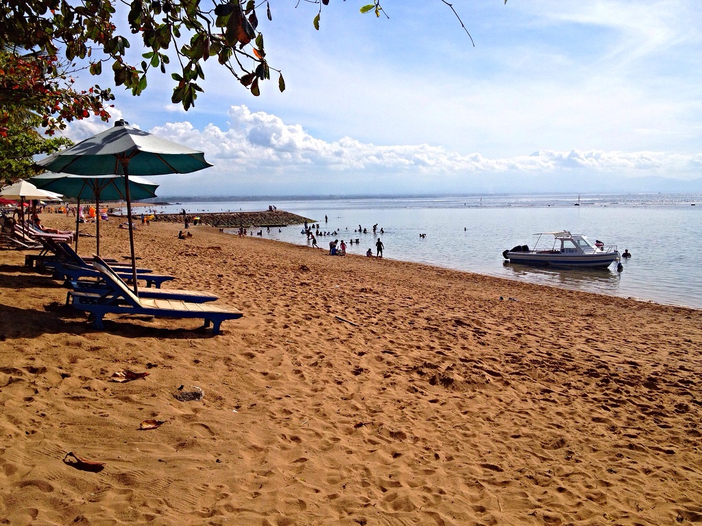 The Fun Activities at Sindhu Beach