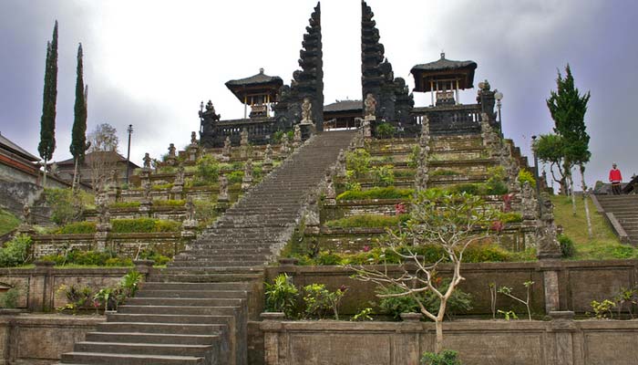 The Big and Great Temple, Besakih