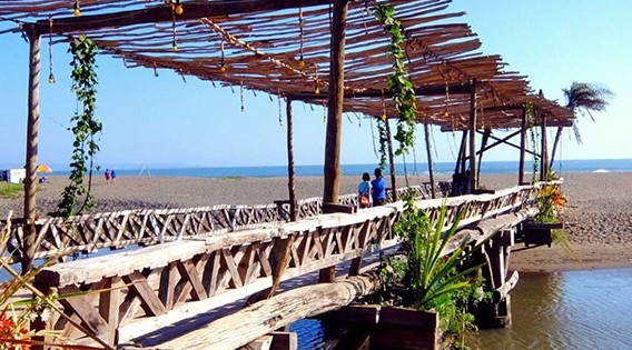 The Beauty of Kayu Putih Beach