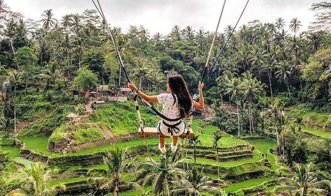 The Entertainment You Feel When You're at The Bali Swing