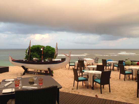 The Most Romantic Restaurant on Nusa Dua Beach, The Shore Restaurant Bali