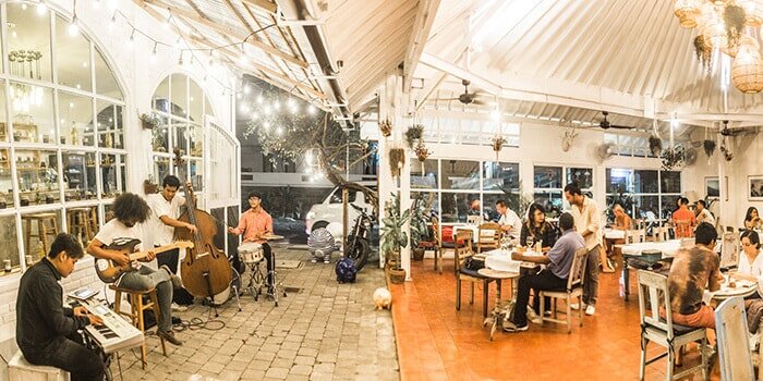 Display indoor and Outdoor at Zibiru Seminyak Restaurant